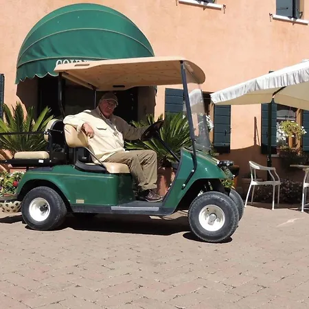 Country Club * Noghera