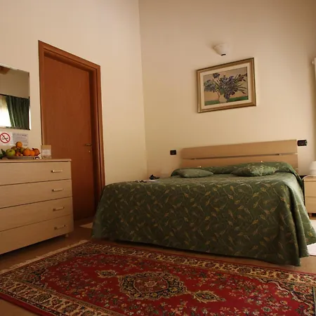 Country Club * Noghera