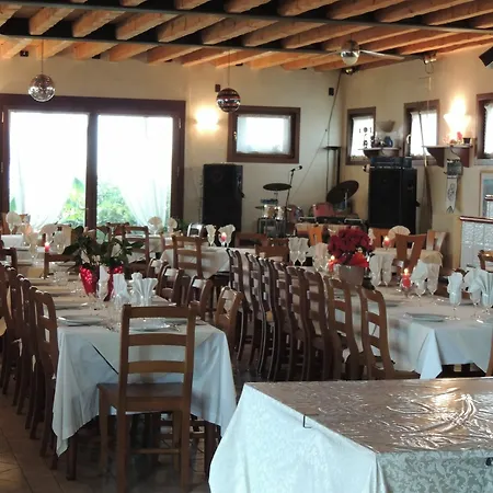 Country Club Farm stay *